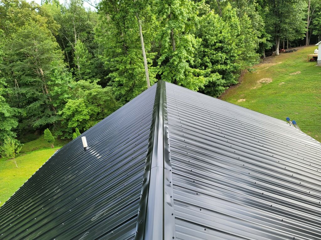 Metal roofing photo