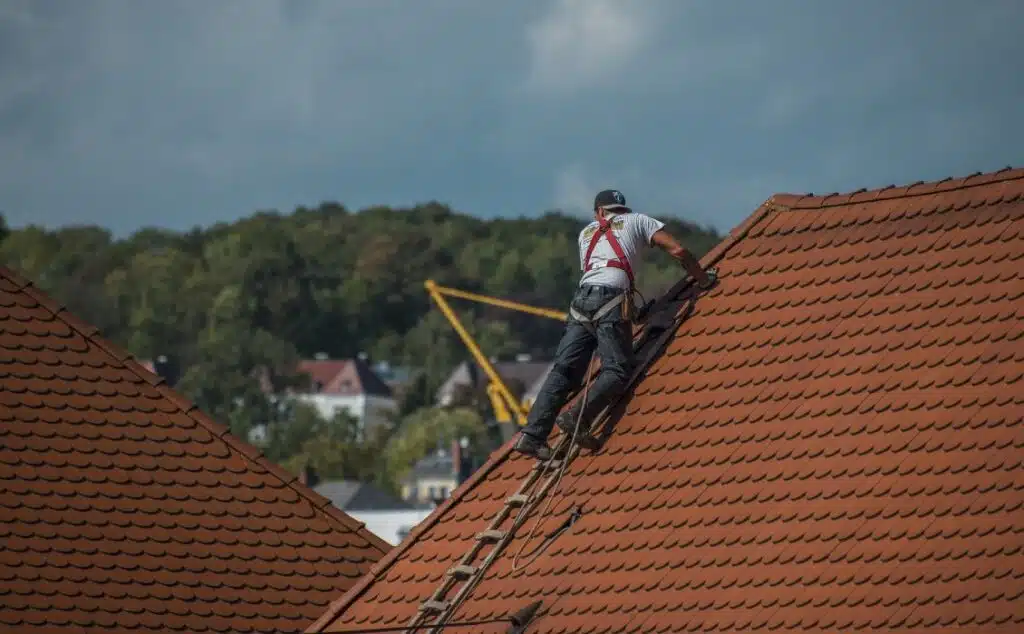 Essential Homeowner Insights: How Long Does a Roof Last on a House? Nigh Point North Carolina